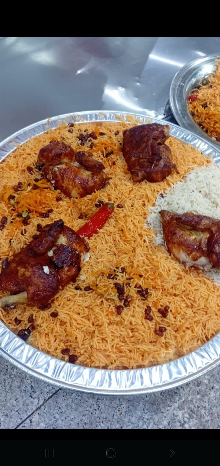 حبه دجاج شواية مع الرز بخاري